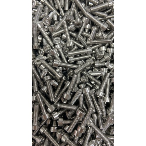 5 ADET M4X16 PASLANMAZ IMBUS CİVATA 